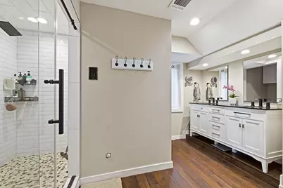 7039 Comanche Trail, Austin, TX 78732 - Photo 18