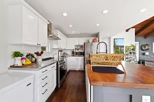 7039 Comanche Trail, Austin, TX 78732 - Photo 12