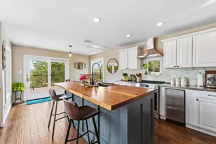 7039 Comanche Trail, Austin, TX 78732 - Photo 10