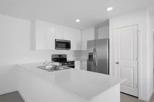 432 Jones Bch Ln, Jarrell, TX 76537 - Photo 2