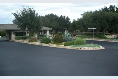 27023 Waterfall Hill Parkway, Spicewood, TX 78669 - Photo 32