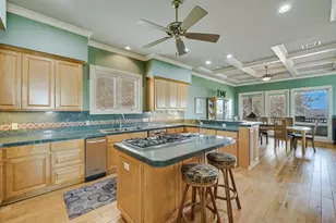 27023 Waterfall Hill Pkwy, Spicewood, TX 78669 - Photo 14