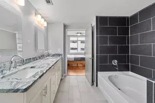 54 Rainey St, Austin, TX 78701 - Photo 10