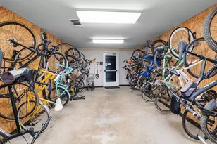 54 Rainey St, Austin, TX 78701 - Photo 30