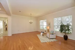 108 High Trail Dr, Georgetown, TX 78633 - Photo 8