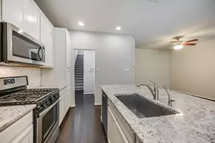 7220 Wyoming Springs Dr Dr, Round Rock, TX 78681 - Photo 6