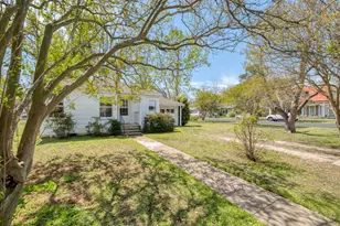 710 N Ave H, Elgin, TX 78621 - Photo 22