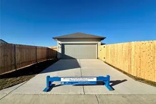 399 Porter Country Pkwy, Buda, TX 78610 - Photo 24