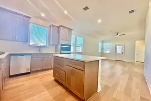 399 Porter Country Pkwy, Buda, TX 78610 - Photo 4