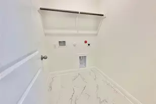 399 Porter Country Pkwy, Buda, TX 78610 - Photo 14