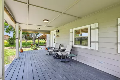 2089 Fm 1704, Elgin, TX 78621 - Photo 4