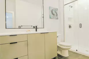 2500 Longview St, Austin, TX 78705 - Photo 18