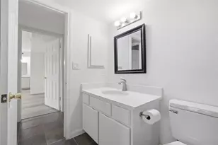 501 W 26th St, Austin, TX 78705 - Photo 22