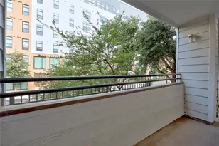 501 W 26th St, Austin, TX 78705 - Photo 6