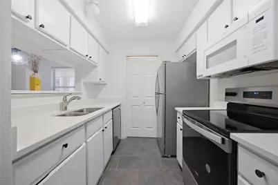 501 W 26th Street #108, Austin, TX 78705 - Photo 6