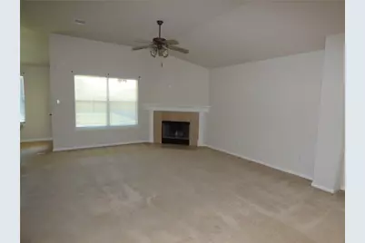 1600 Melissa Oaks Ln Lane, Austin, TX 78744 - Photo 6