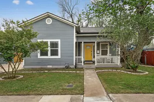 806 E 3rd St, Georgetown, TX 78626 - Photo 1