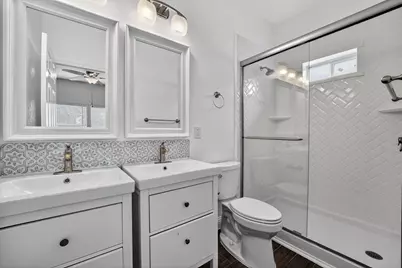 806 E 3rd Street, Georgetown, TX 78626 - Photo 14