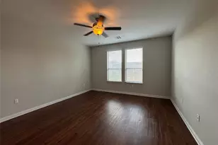 5912 Gerard Dr, Austin, TX 78744 - Photo 12