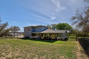 23928 Oscar Rd, Spicewood, TX 78669 - Photo 30
