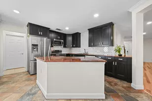 8106 Evadean Cir, Austin, TX 78745 - Photo 12