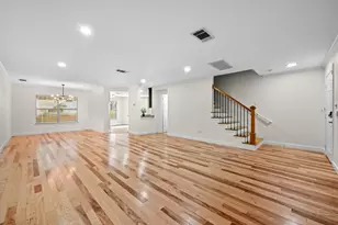 8106 Evadean Cir, Austin, TX 78745 - Photo 8