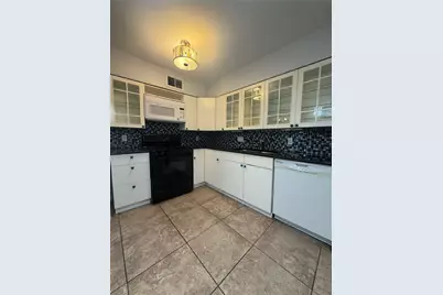 2303 Barton Village Circle #101, Austin, TX 78704 - Photo 4