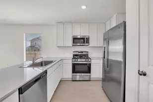 2528 Willkomen Wy, Pflugerville, TX 78660 - Photo 4