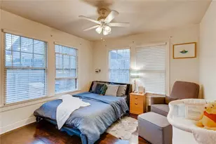 1035 E 44th St, Austin, TX 78751 - Photo 6