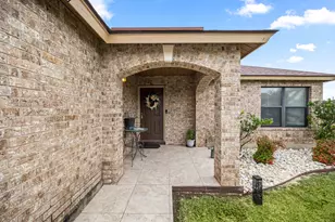 166 Kristen Dr, Kyle, TX 78640 - Photo 4