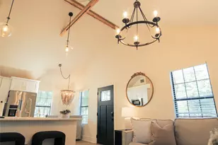 1308 San Bernard St, Austin, TX 78702 - Photo 2