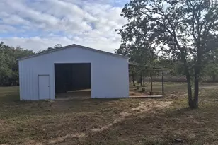 479 Mesquite Dr, Cedar Creek, TX 78612 - Photo 2