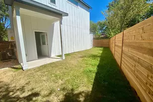 6809 Montana St, Austin, TX 78741 - Photo 28