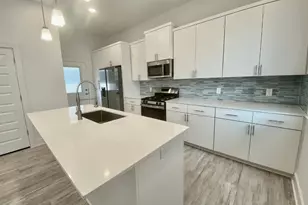 6809 Montana St, Austin, TX 78741 - Photo 4