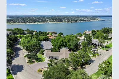 803 Mariner, Lakeway, TX 78734 - Photo 2