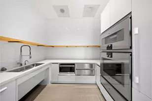 313 W 17th St, Austin, TX 78701 - Photo 24