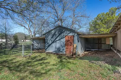 809 N Main Street, Lexington, TX 78947 - Photo 22