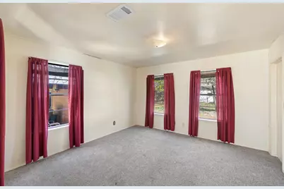 809 N Main Street, Lexington, TX 78947 - Photo 16