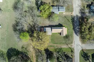 809 N Main St, Lexington, TX 78947 - Photo 8