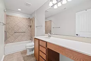 8804 Capitol View Dr, Austin, TX 78747 - Photo 30