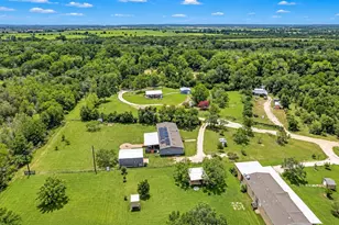 213 River Front Dr, Cedar Creek, TX 78612 - Photo 2