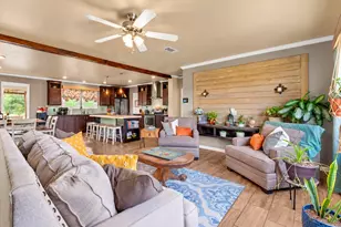 213 River Front Dr, Cedar Creek, TX 78612 - Photo 6