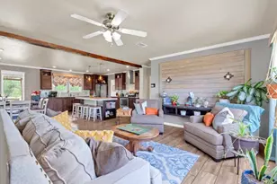 213 River Front Dr, Cedar Creek, TX 78612 - Photo 6