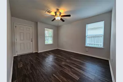 16721 Hamilton Point Circle, Manor, TX 78653 - Photo 4