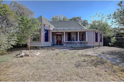 905 S Walnut Street, Georgetown, TX 78626 - Photo 2