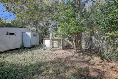 905 S Walnut Street, Georgetown, TX 78626 - Photo 6
