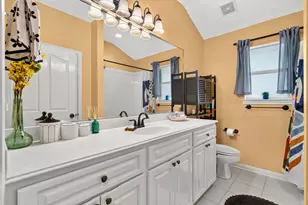 20803 Mckinley Cove, Lago Vista, TX 78645 - Photo 18