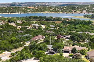 20803 Mckinley Cove, Lago Vista, TX 78645 - Photo 30