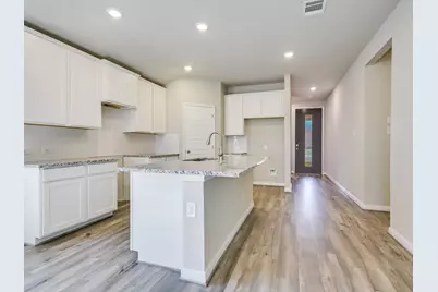 129 Holmby Drive, Hutto, TX 78634 - Photo 2