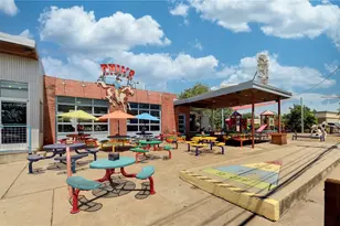 8312 Bowling Green Dr, Austin, TX 78757 - Photo 40